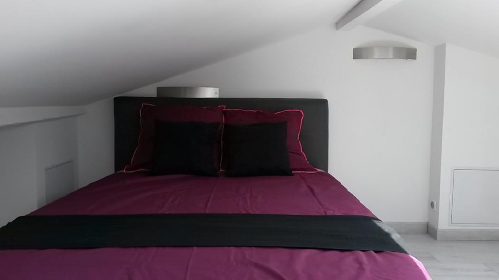 Apartamento Safranier Townhouse Antibes Habitación foto